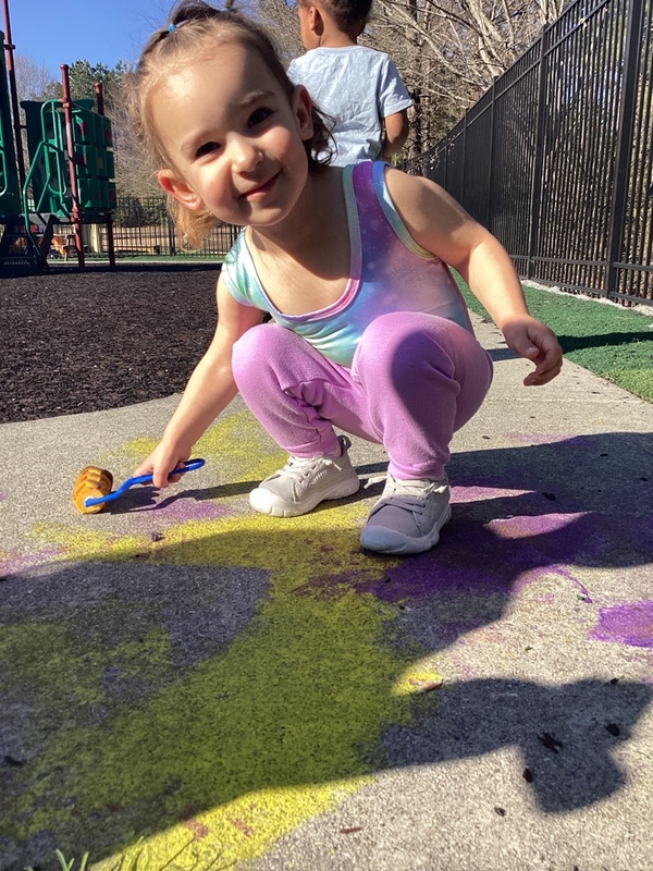 girl with chalk.